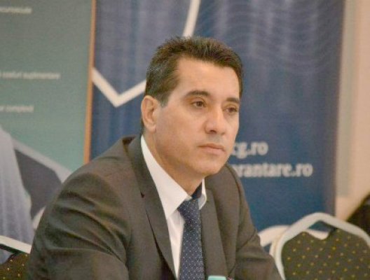 Chiru îşi prezintă programul 